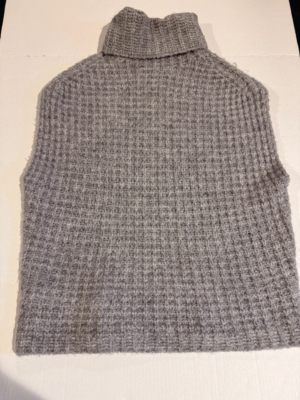 John + Jenn Women's Grey Waffle Knit Turtleneck Sweater Vest